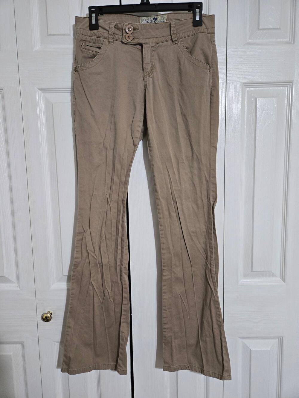 Jolt size 3 juniors khaki pants